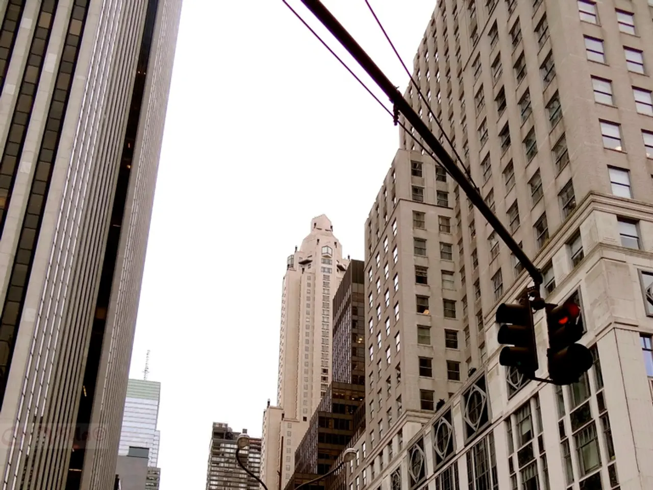 Traffic congestion arises as the summer break commences.