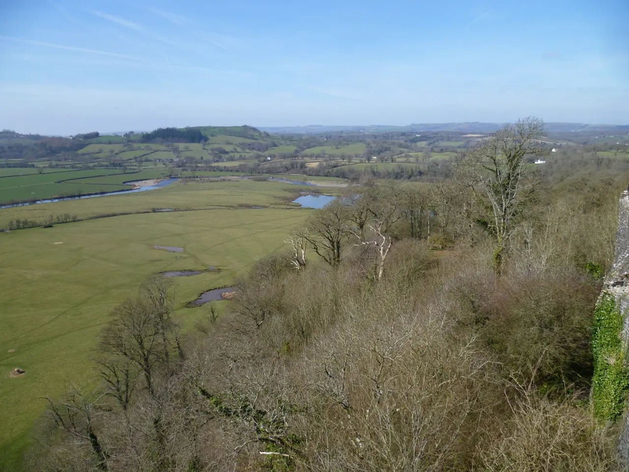 Inquisitive English nonbelievers question the activities in the Scottish Highlands. The response?...