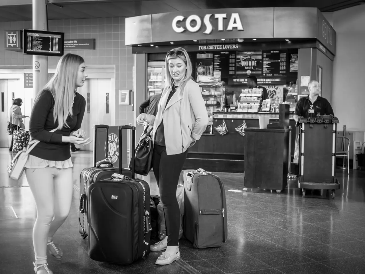 Aircraft Departs from Erfurt, Headed for Rhodes and Heraklion