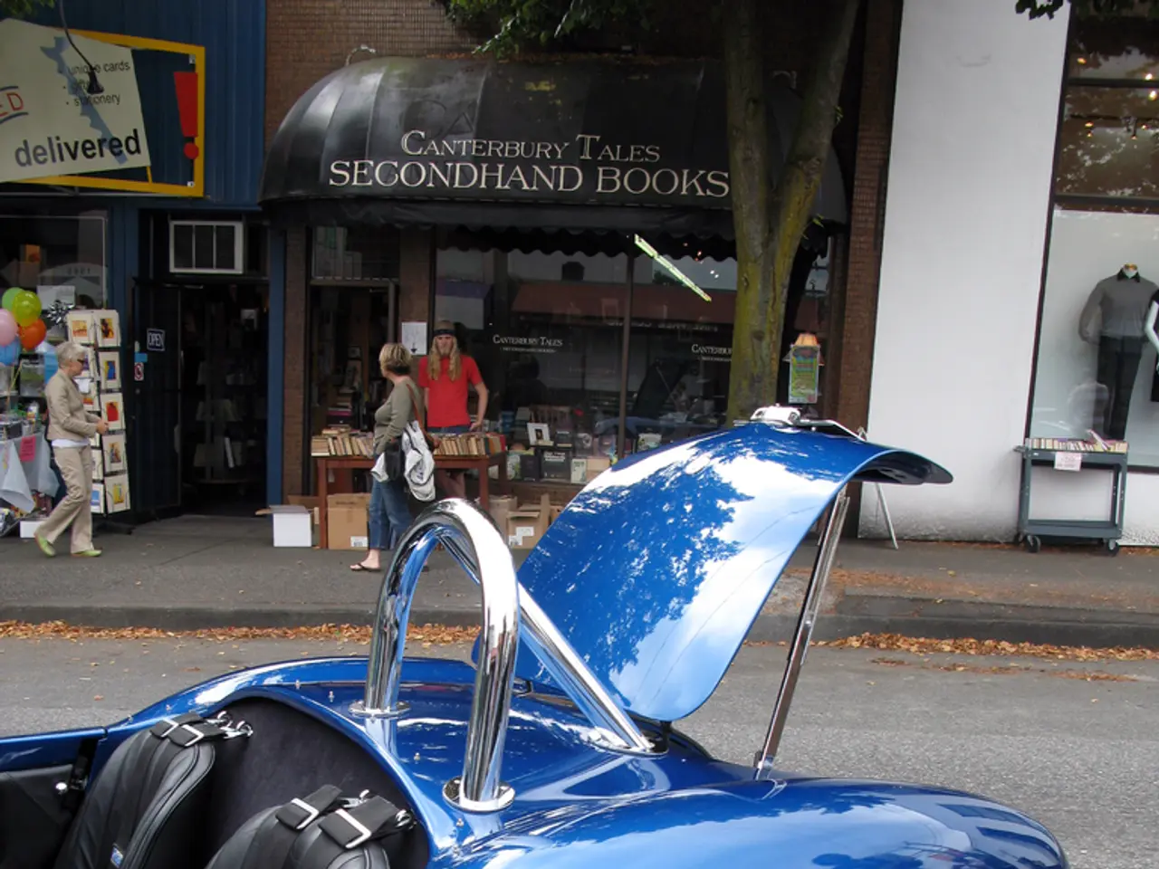 Arrange Limousine Transportation from LAX to Disneyland via MM Trans