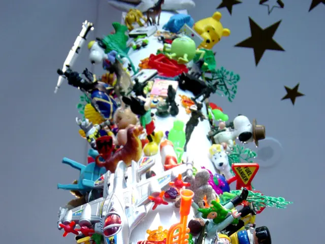 Crafting Starlight: Fun Projects and Actions for Kid's Joy