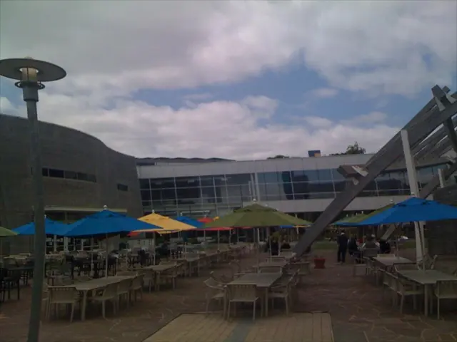 Affordable Globetrotting: Master Strategies and Tricks from Pro Travelers