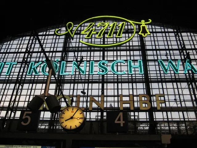 Maintaining the workings of the Fleet Time mantel clock, featuring the Gufa movement.