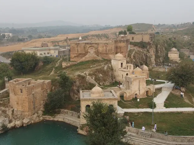 Exploring 5 Stunning Norwegian Villages That Warrant a Deviation from Your Normal Route