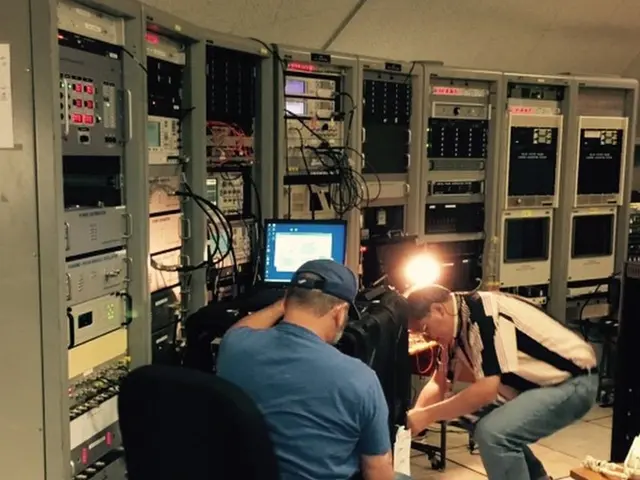 Solar Generator for Domestic Use: Is a Medium-Sized Solar Energy System Suitable for Households?